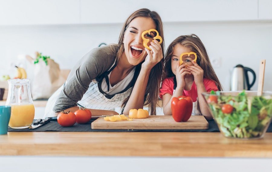 Here Are 8 of the Best Vegan After-School Snacks