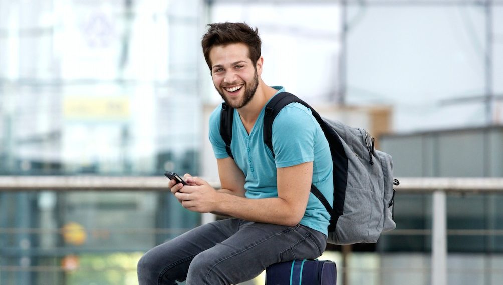 Booking a Flight? Here are the Top 6 Airports for Vegan Food