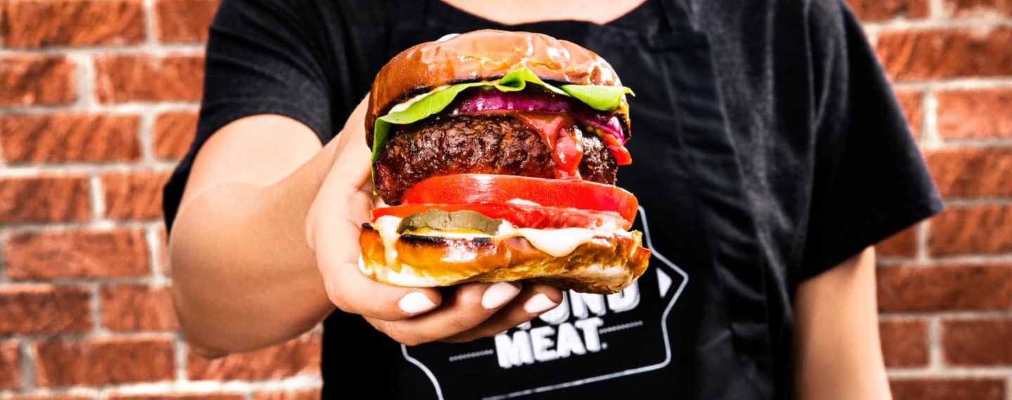 Aramark Launches Vegan Beyond Burgers at On-Campus Dining Locations