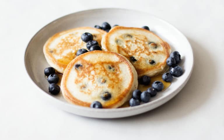 Fluffy Blueberry Pancakes